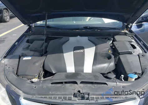 2012 Hyundai Genesis 3.8 z USA, uszkodzony, nr VIN KMHGC4DD3CU198656